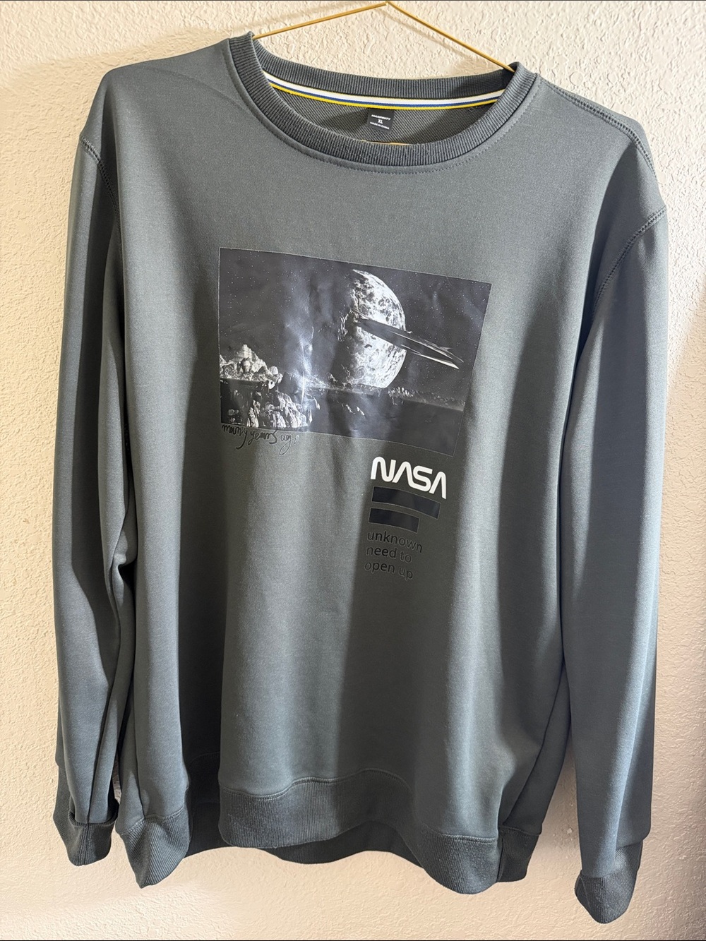 NFINITY Men's Crewneck Sweatshirt in Slate Gray with NASA Graphic
